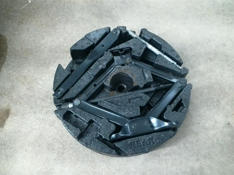 IMPALANEW 2017 Jack 104672235 NO FOAM TRAY NO SPARE TIRE