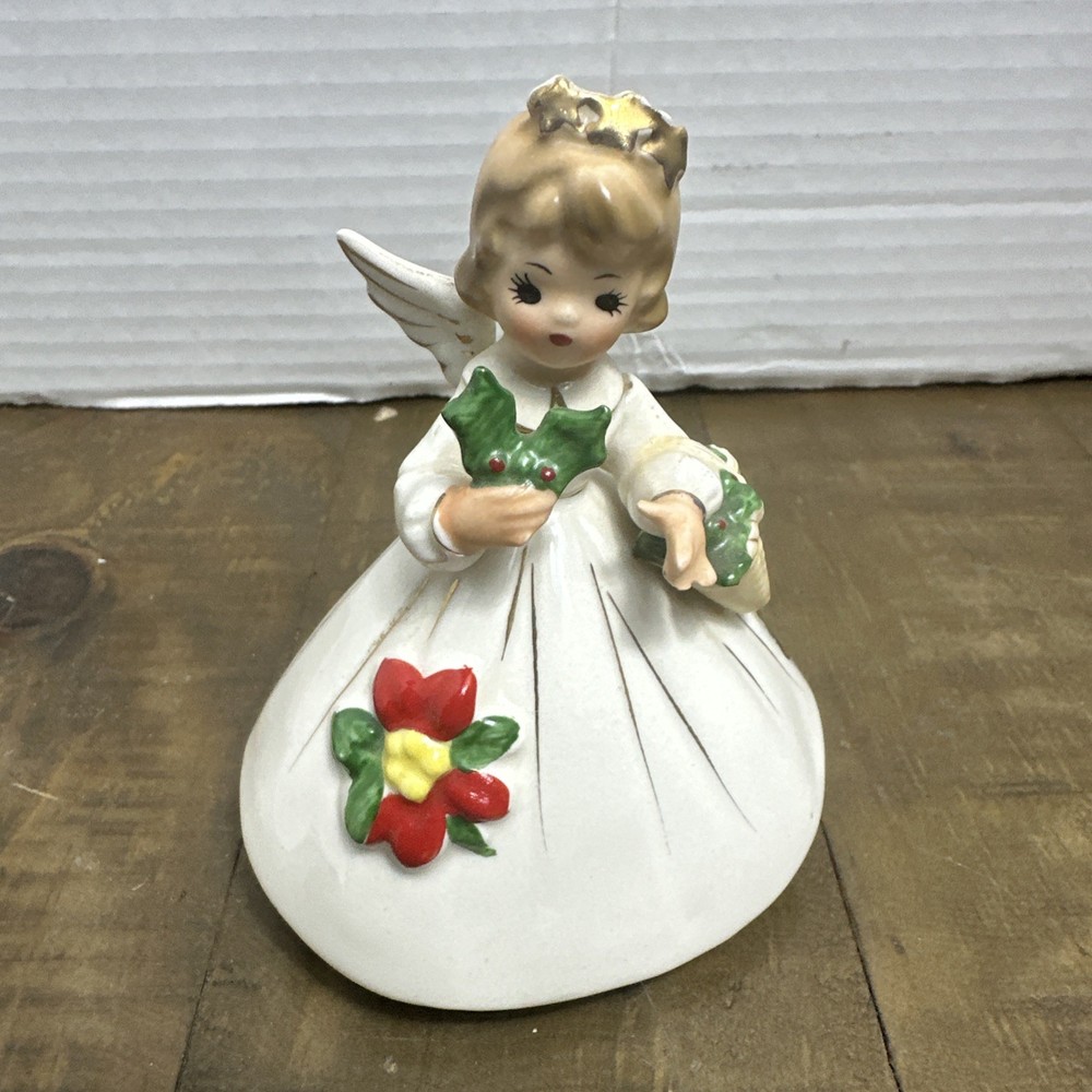 Josef Originals Christmas Angel With Holly Figurine Vintage