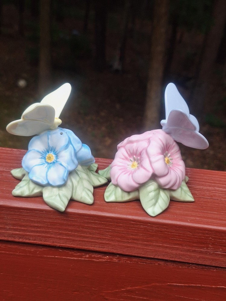 Lenox Butterfly Meadow Salt & Pepper Shakers Spring Flower Romantic Granny Core