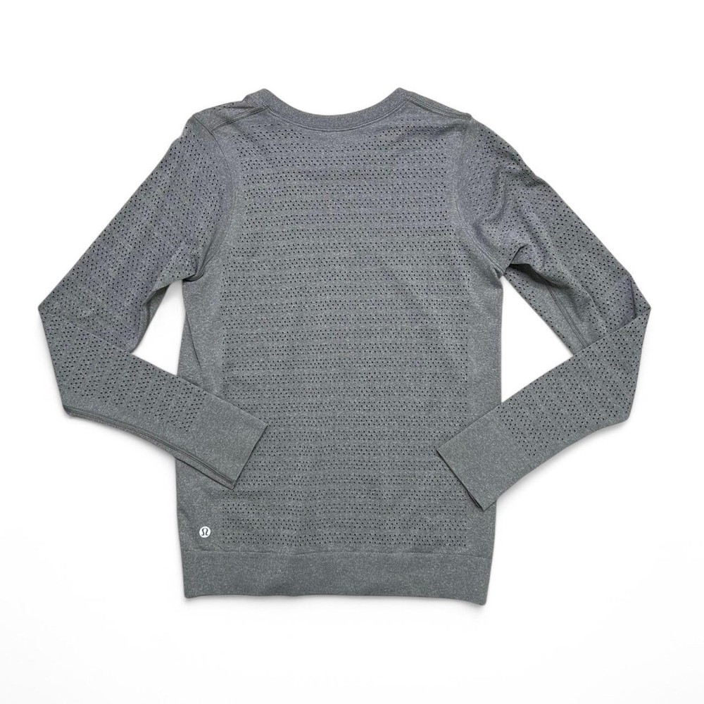 Lululemon Women’s Breeze By Long Sleeve Top in Gray - 6
