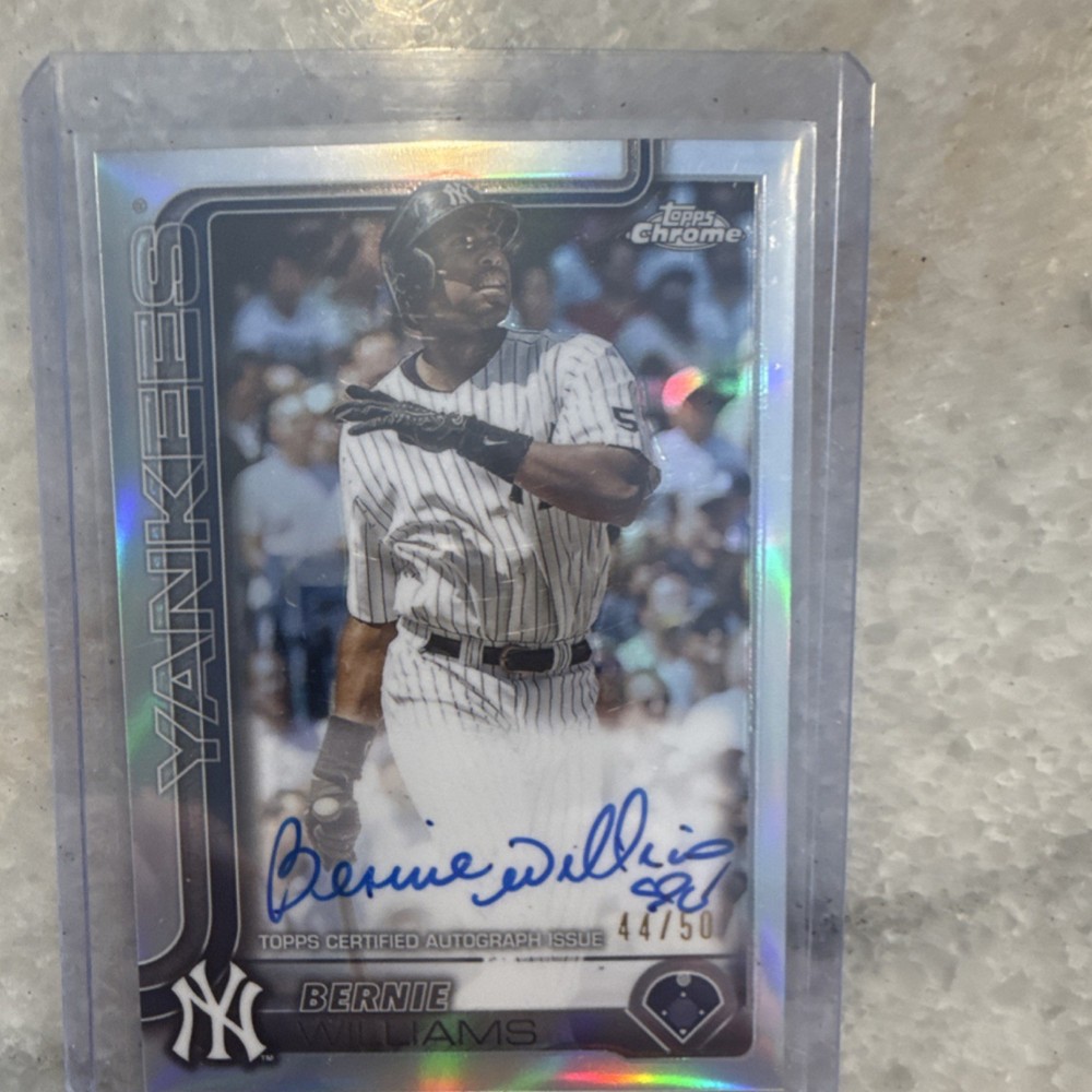2025 Topps Chrome Legend Autographs Bernie Williams Auto /50 Yankees