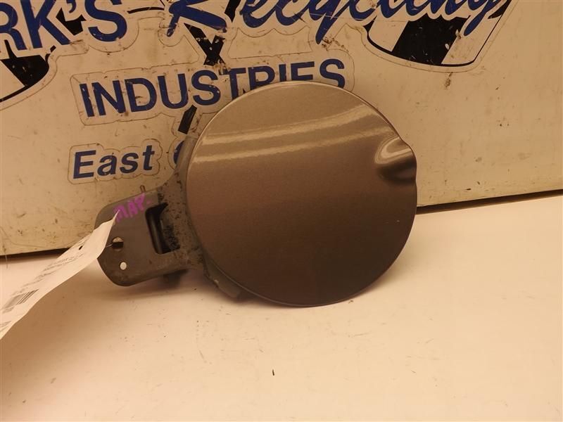 VENTURE   2002 Fuel Filler Door 150995