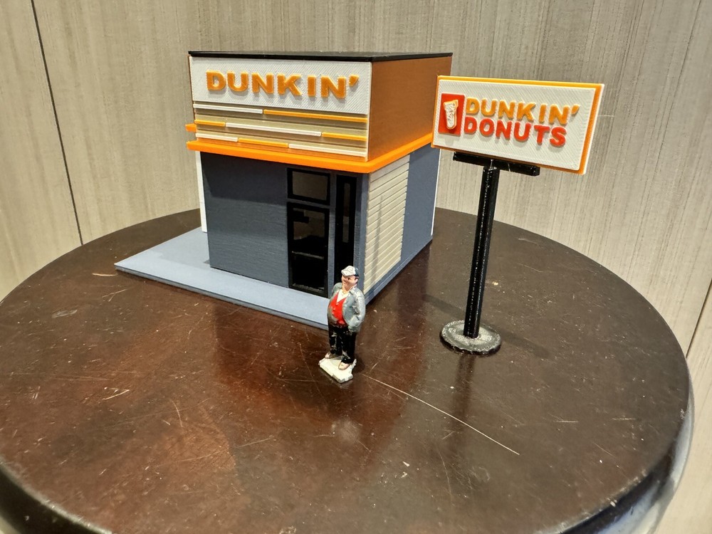O Scale Dunkin Donuts - BUILT