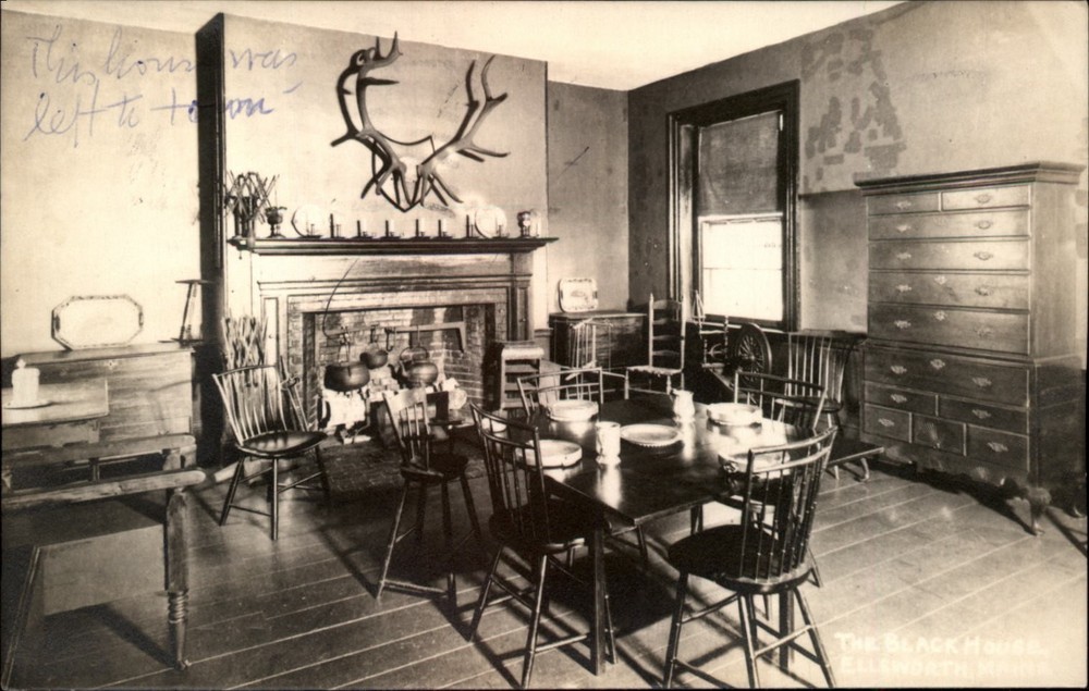 RPPC The Black House Ellsworth Maine The Old Kitchen vintage postcard v642