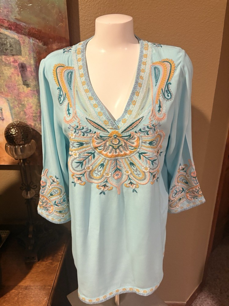 Soft Surroundings Medium Top River Island Floral Embroidered Tunic Bohemian Blue