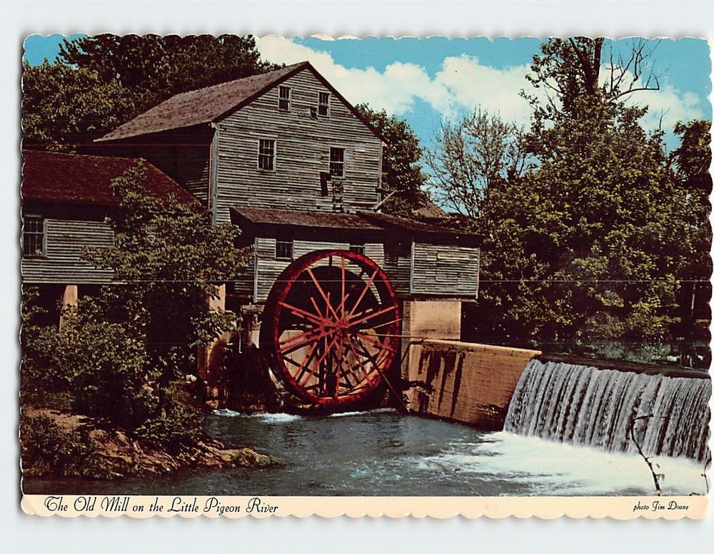 Postcard Old Mill Pigeon Forge Tennessee USA