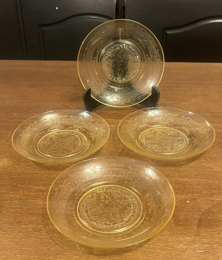 4 Hazel Atlas Florentine #2 Poppy Yellow Sherbet Plate 6