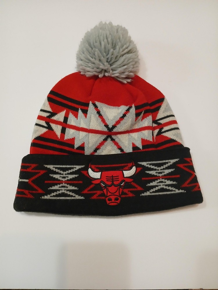 Chicago Bulls Hat Beanie Mens Red Black Gray NBA Basketball Pom Knit Winter