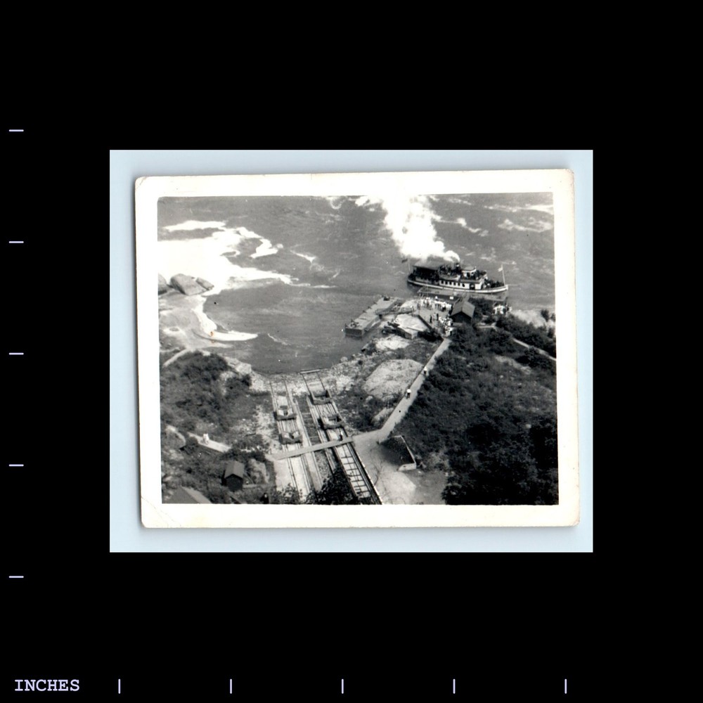 Old Vintage Photo MAID OF THE MIST BOAT NIAGARA FALLS WATERFALL