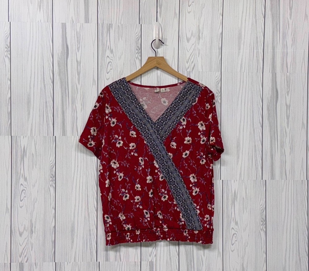 Cato top womens size extra large short sleeve red floral patterned blouse stretc