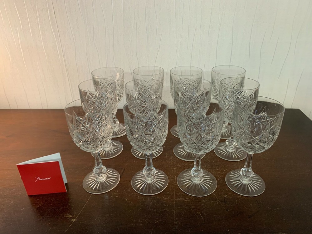 28 White Wine Glasses Model Colbert In Baccarat Crystal (Price Per Unit)
