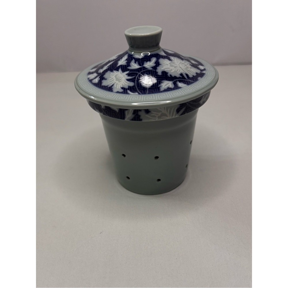 Blue and White Porcelain Tea Infuser Insert