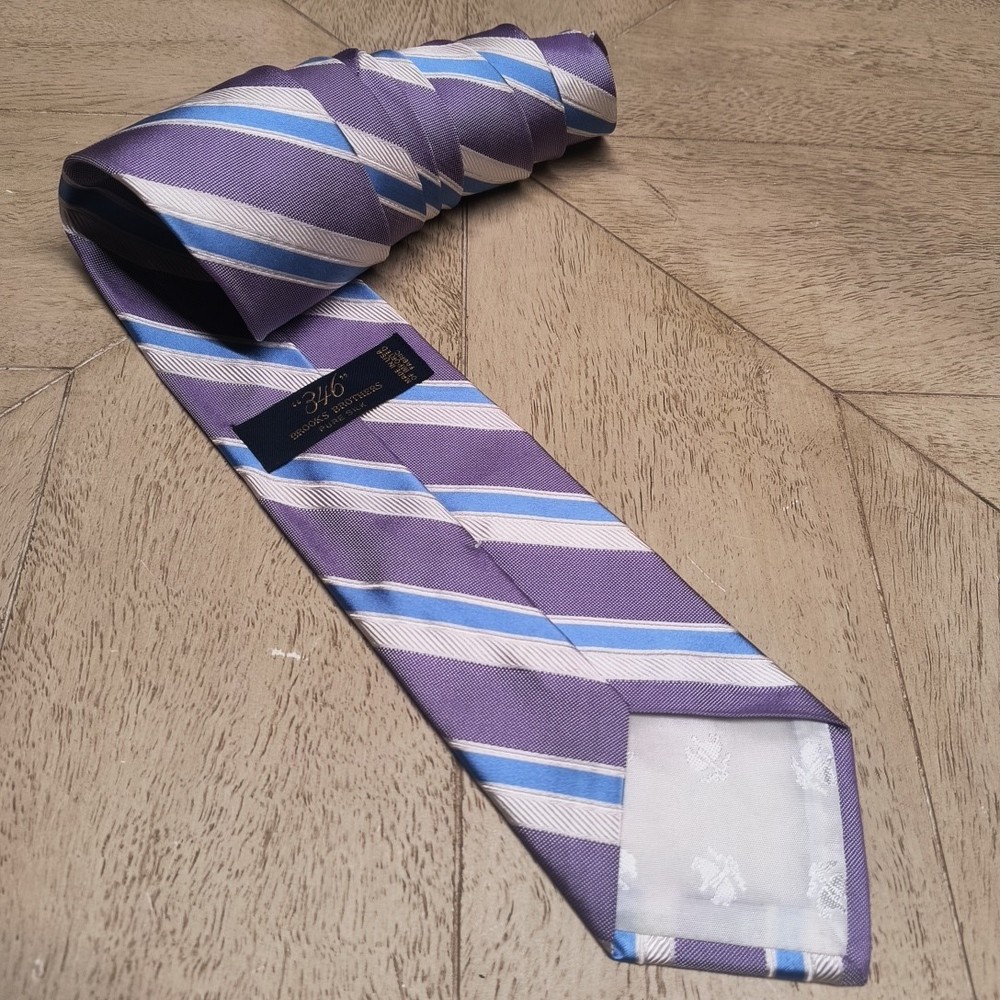 Brooks Brothers 346 Silk Neck Tie Purple Blue White Diagonal Textured Stripe