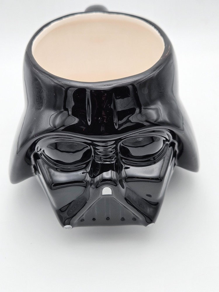 Star Wars Darth Vader Sculpted 3D Ceramic Collectible Coffee Soup Mug / Cup