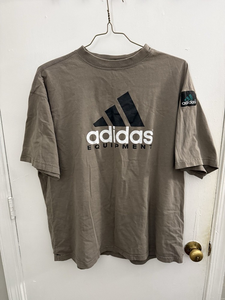 vintage 90s Adidas Equipment big logo 3 stripe t shirt Tan brown yzy size xl
