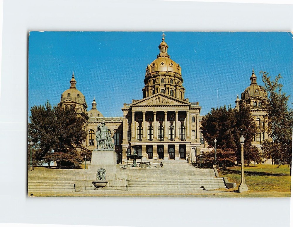 Postcard State Capitol Des Moines Iowa