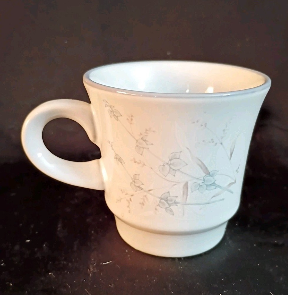 Noritake Stoneware Coffee Cup - Woodstock - Japan - 8354