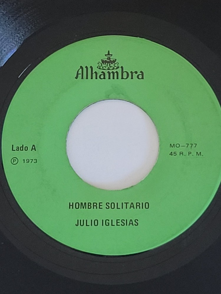Julio Iglesias – Hombre Solitario / Por Una Mujer 7