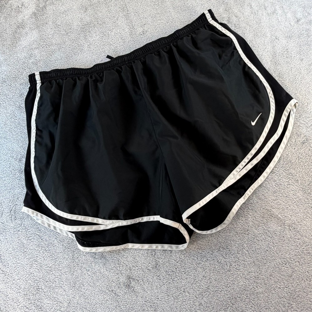 Nike Dri-FIT Tempo Shorts Womens Black White Trim Athletic Size 1X