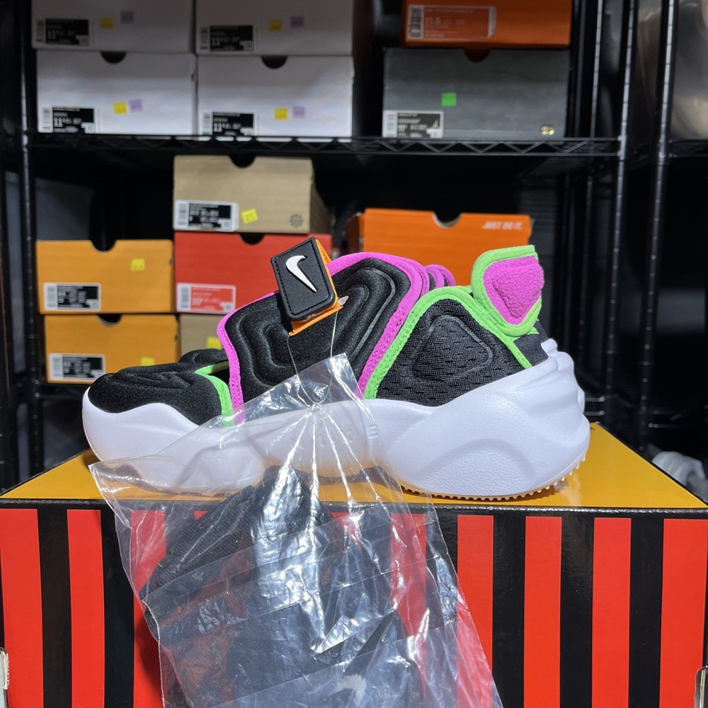Nike Women's Aqua Rift Black White Pink BQ4797-001 US7 (W) No Box Good+