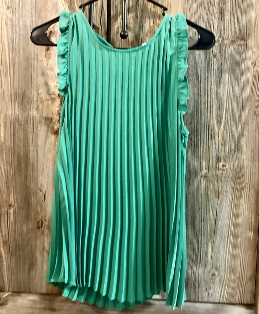 Women's Green Solid Pleated Ruffle Sleeveless Scoop Neck Tank Top Pullover
