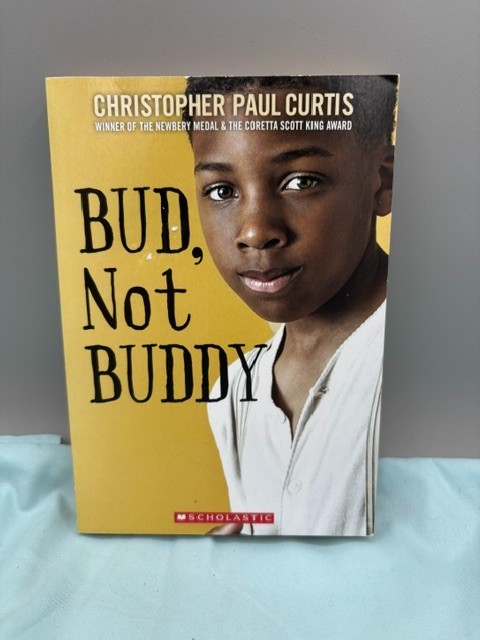 Bud, Not Buddy : (Newbery Medal Winner) by Christopher Paul Curtis (2002, Trade