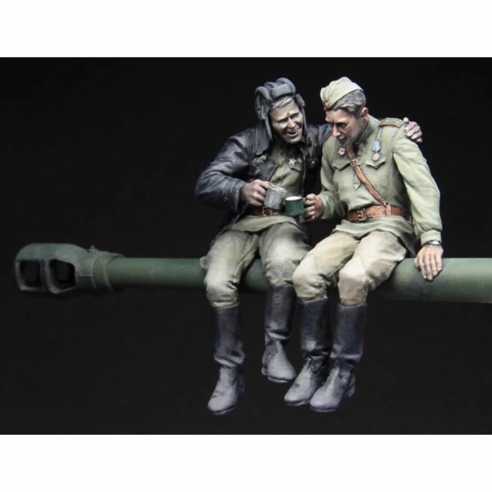 1/35 resin figures model Soldier 2 man unassembled unpainted