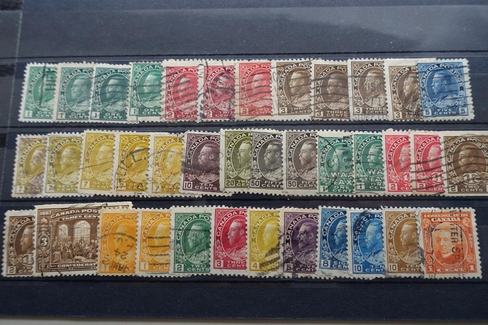 CANADA KGV Stamp Collection of 70 Stamps Useful Lot Good Variety