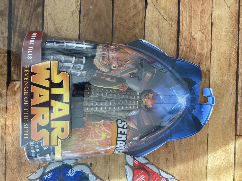Hasbro 2005 Star Wars Revenge of the Sith Senator Meena Tills Action Figure