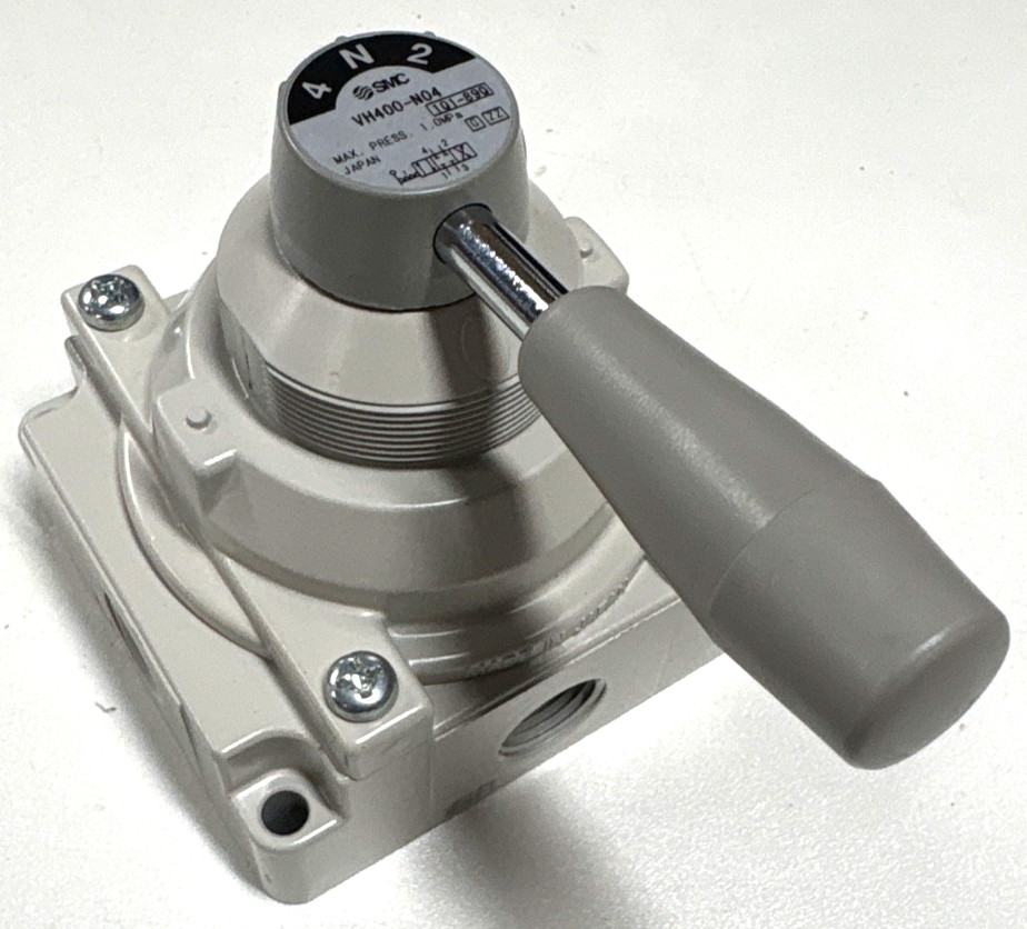 New SMC VH400-N04 Manual Pneumatic Valve 4/3 Way 1/2