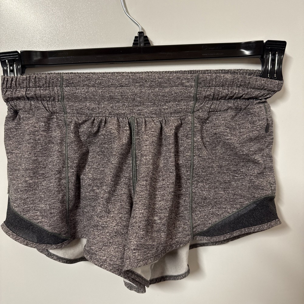 lululemon hotty-hot shorts size 2 Gray