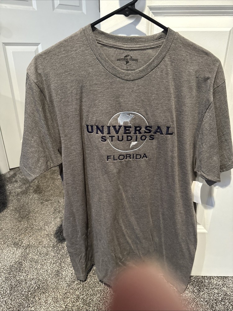 Universal Studios Florida Embroidered Graphic Tee Size Large