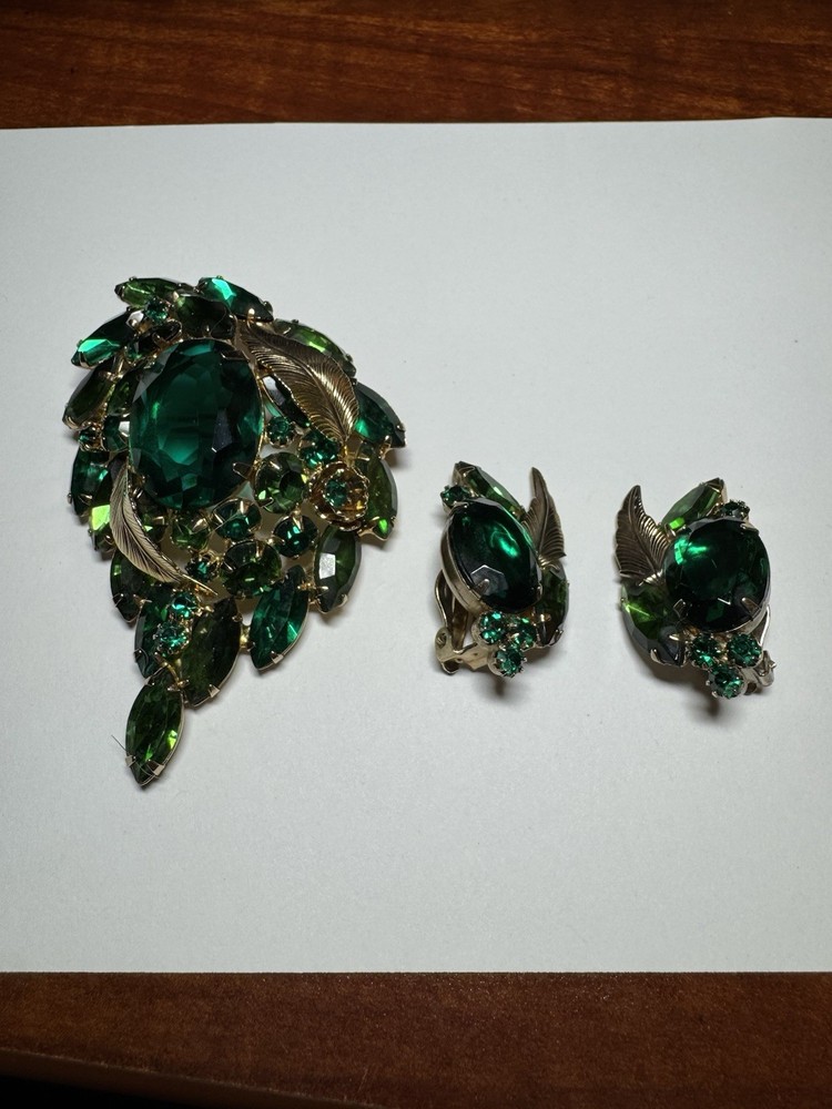 VINTAGE JULIANA ? EMERALD GREEN  RHINESTONE 3