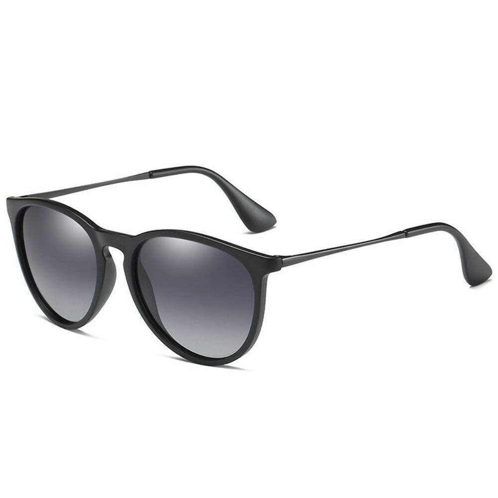 Retro Polarized Sunglasses, UV400 Protection, Strong Plastic & Metal Frame, Vint