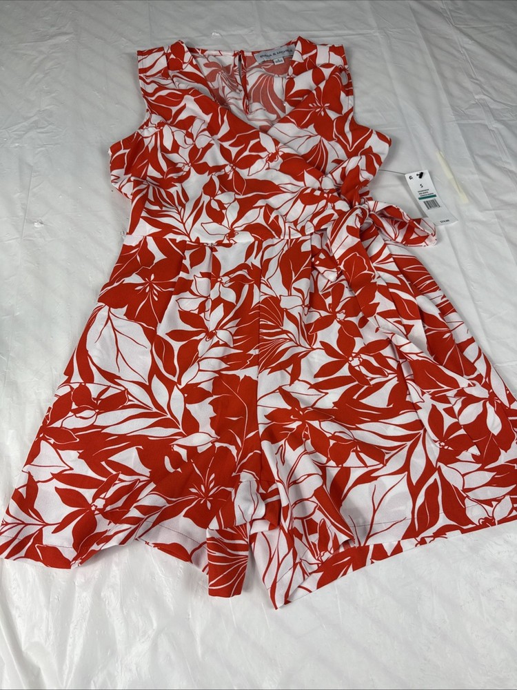 Emma & Michele Romper Sleeveless Faux Wrap V-Neck Wide Leg  Size  Small