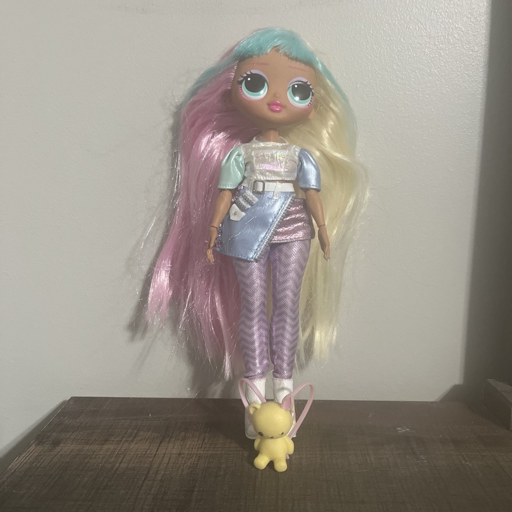 LOL Surprise OMG Candylicious Fashion Doll With Bag