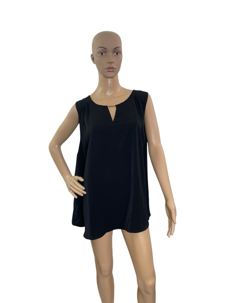 Torrid Plus Size 2X Black Sleeveless Keyhole Neck Blouse