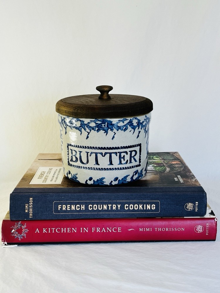 VTG Blue and White Stoneware Butter Crock w Spongeware Pattern w Lid Clay City