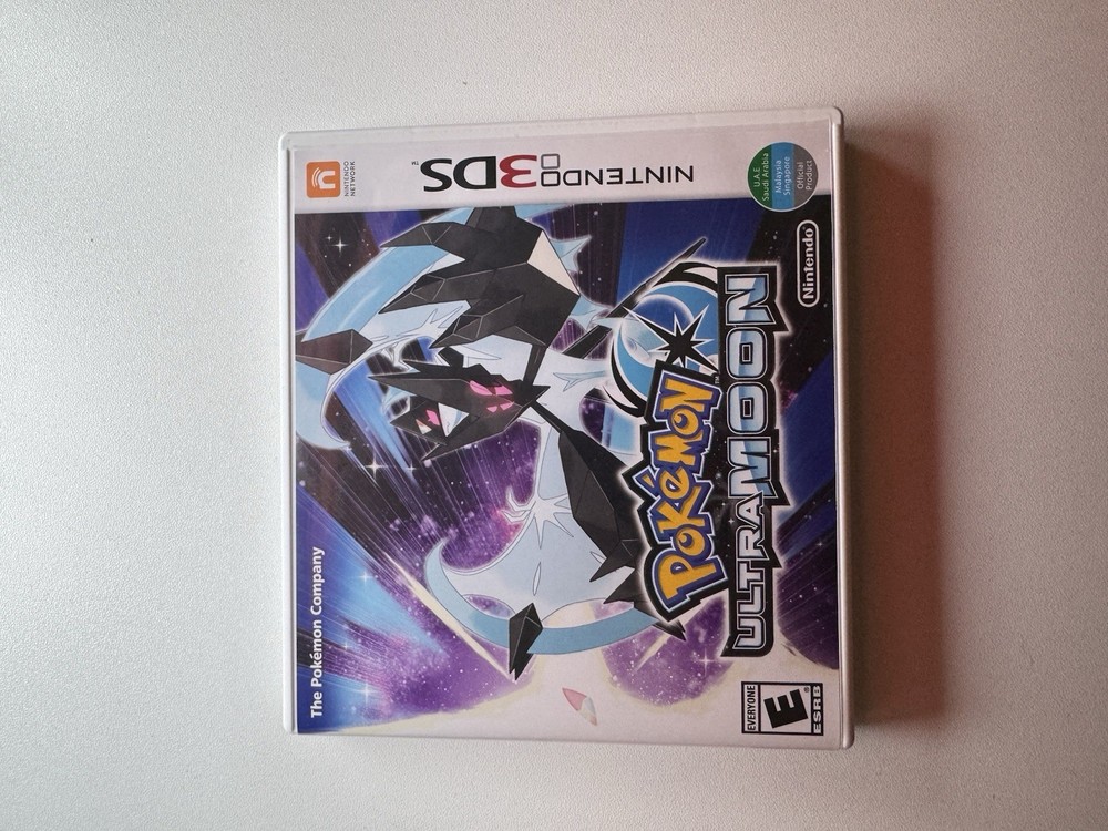 Pokemon Ultra Moon - Nintendo 3DS Complete In Box