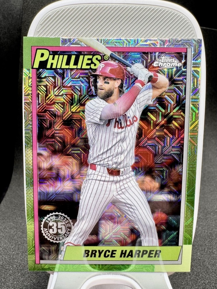 2025 Topps Chrome Bryce Harper 35th Anniversary Green Refractor #T90C-14