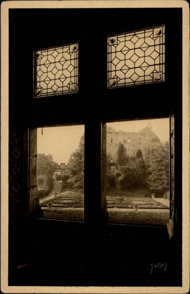 Ruins Chateau LANGEAIS France vintage postcard s121