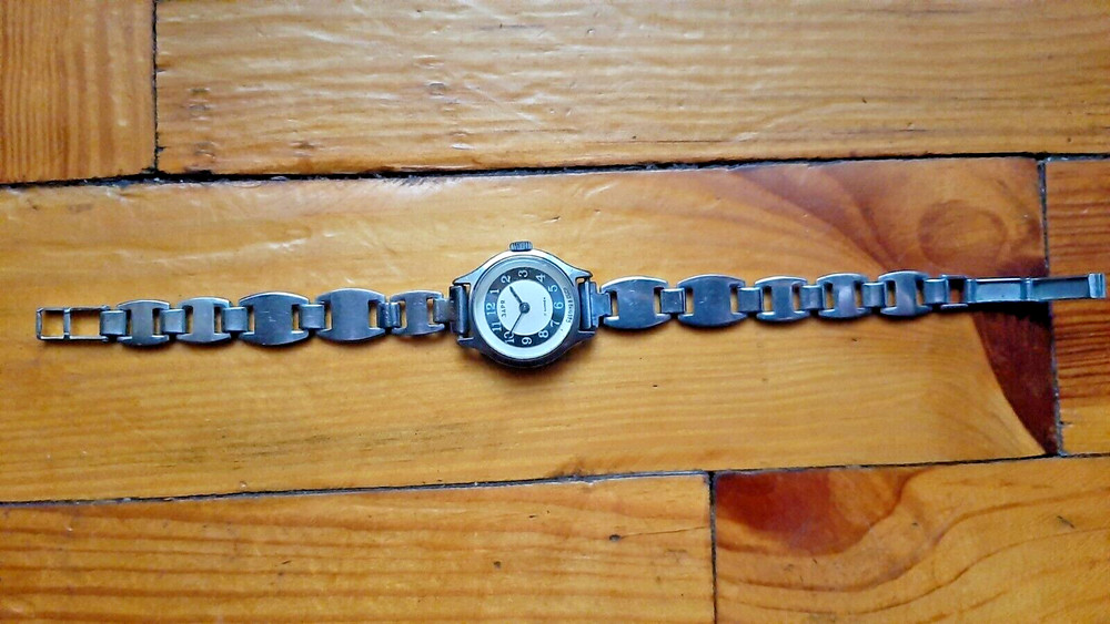 Vintage Soviet mechanical women's watch 