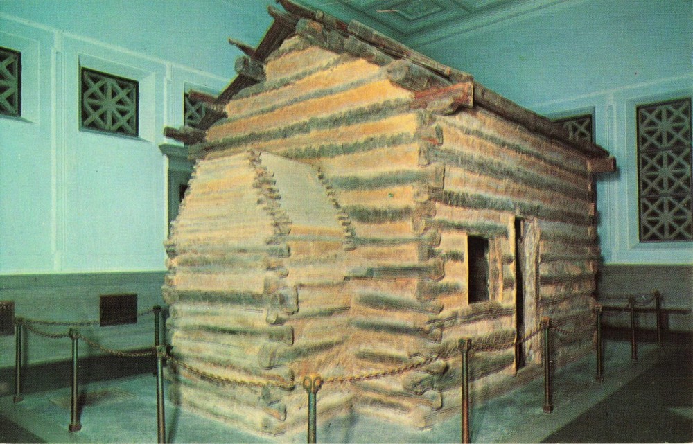 Abraham Lincoln Birthplace Log Cabin - Hodgenville Kentucky KY - Postcard