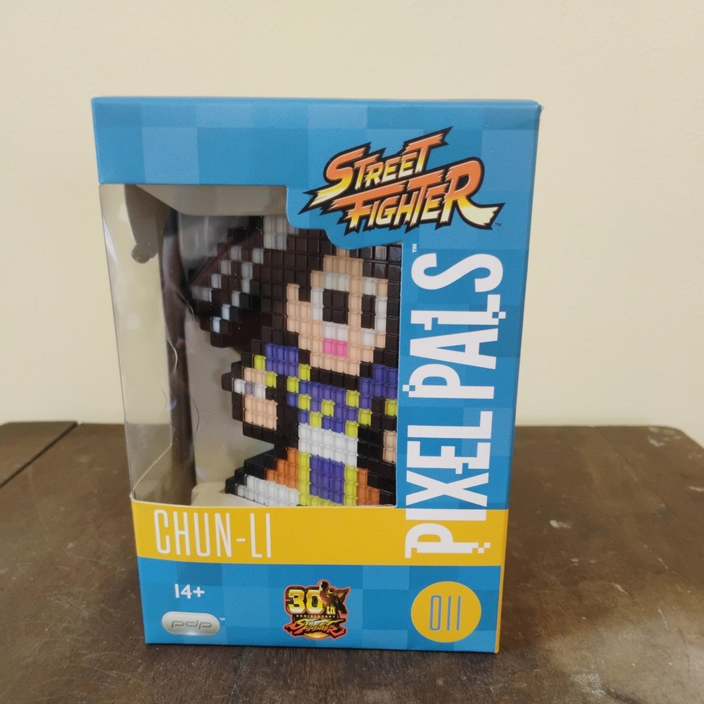 PDP Pixel Pals Street Fighter Chun-Li 011 Light Up Figure 30th Anniversary New