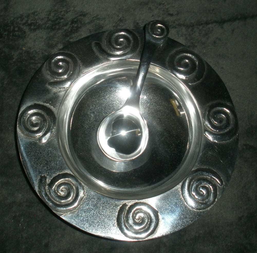 Mexican Hand-Crafted Polished Cast Aluminum Circles Serving Bowl & Spoon