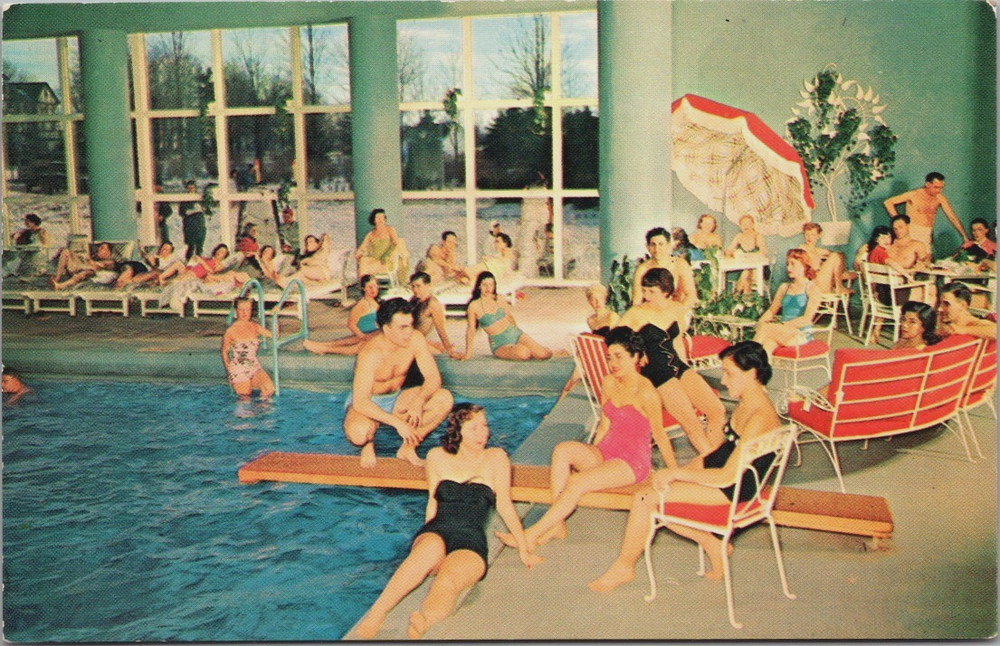 Concord Hotel Indoor Pool Scene Kiamesha Lake New York Postcard