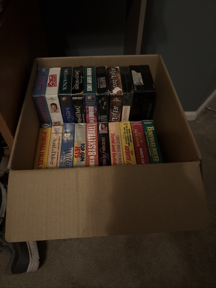 Lot of 20 VHS Tapes Mixed Collection