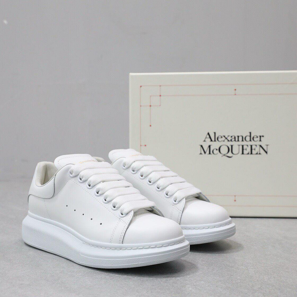 Alexander McQueen Oversized White Leather Sneakers Casual Platform Shoes
