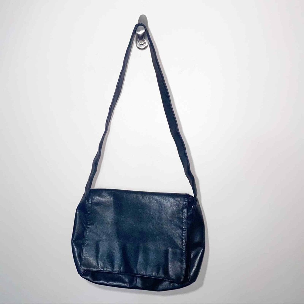 Perlina Black Leather Crossbody Messenger Bag Purse