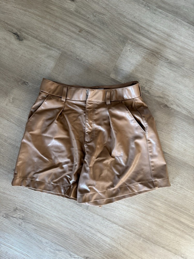 Abercrombie & Fitch Camel Vegan Leather Women’s Shorts Size Large